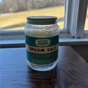 Vintage Read’s Epsom salt bubble jar
